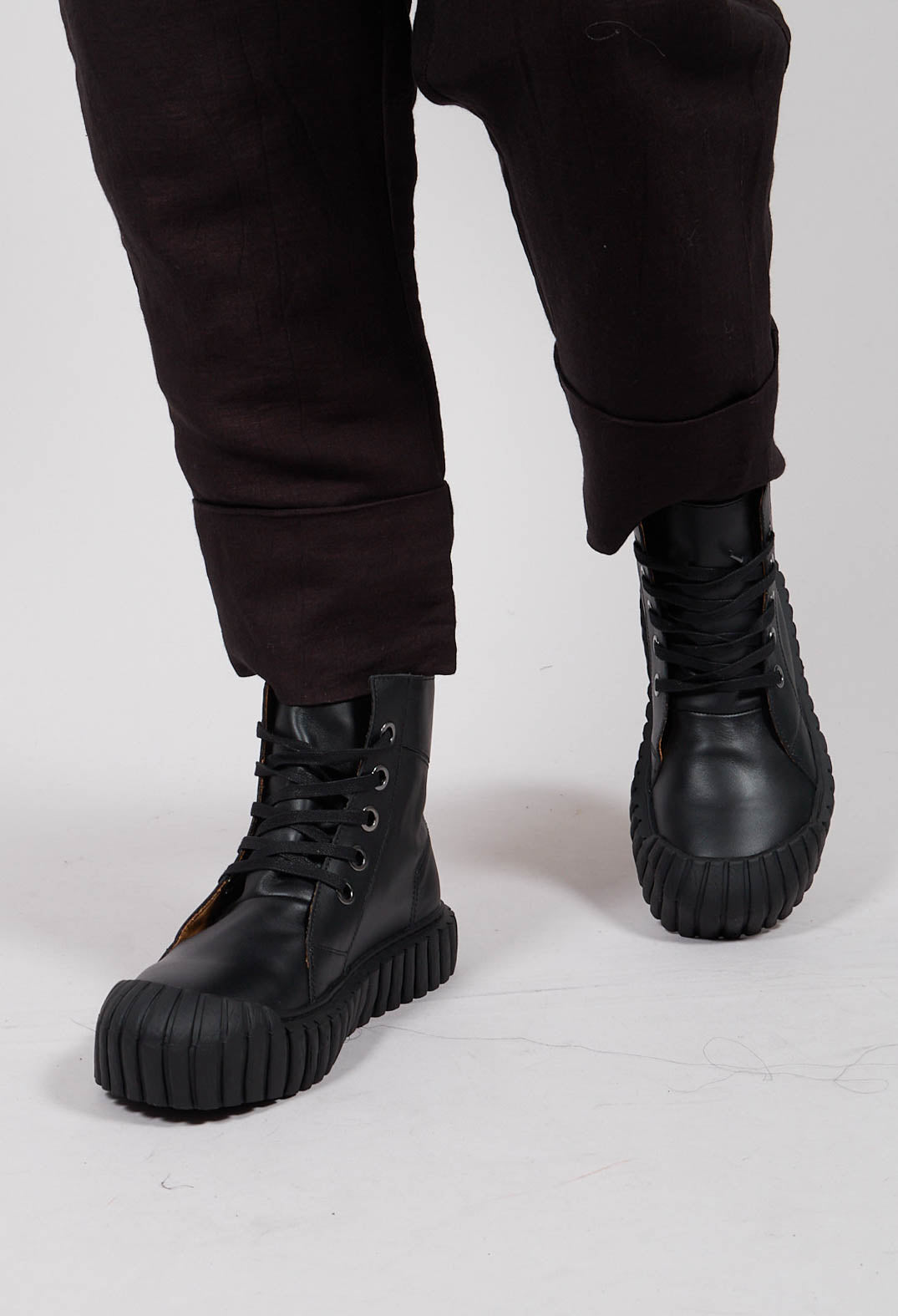 Lace Up Ankle Boots in Black - 2985250