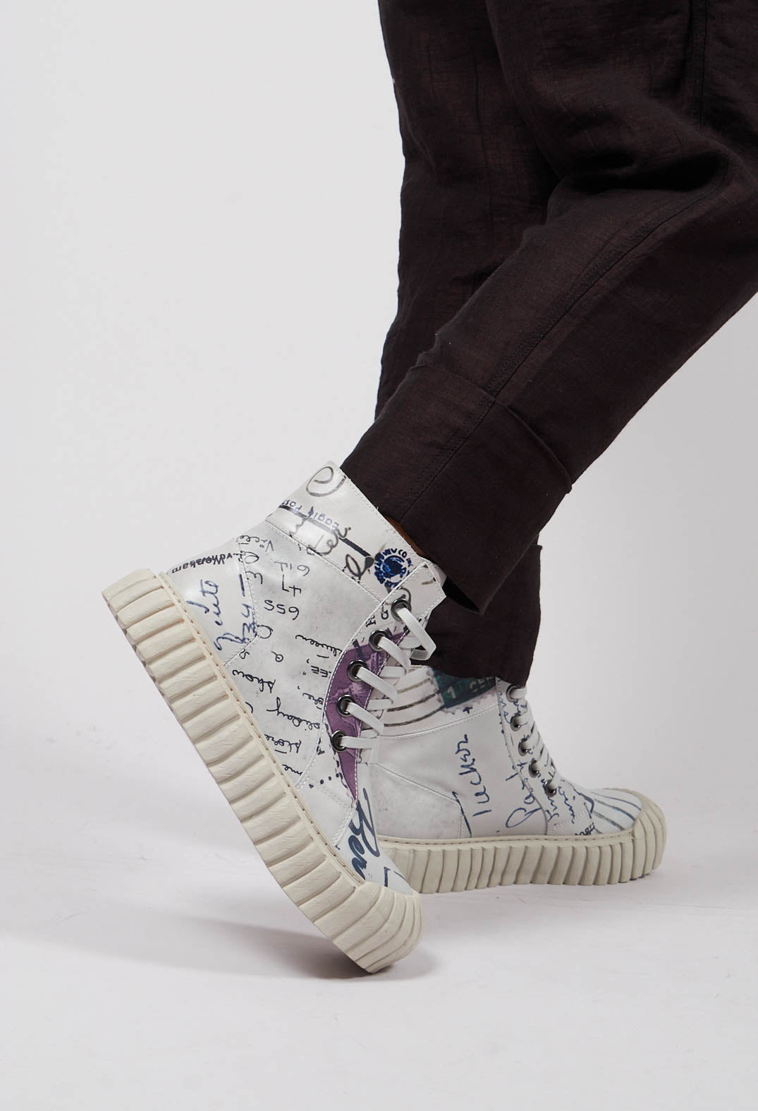 Lace Up Ankle Boots in Backside Print - 2985250