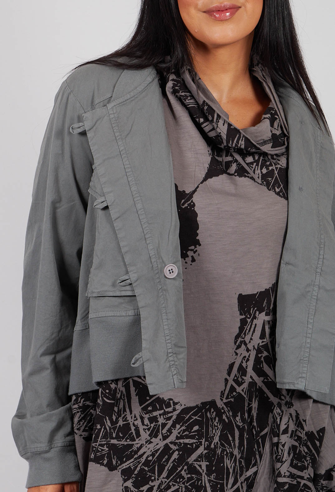 Cropped Utility Jacket in Dark Grey - 3201102