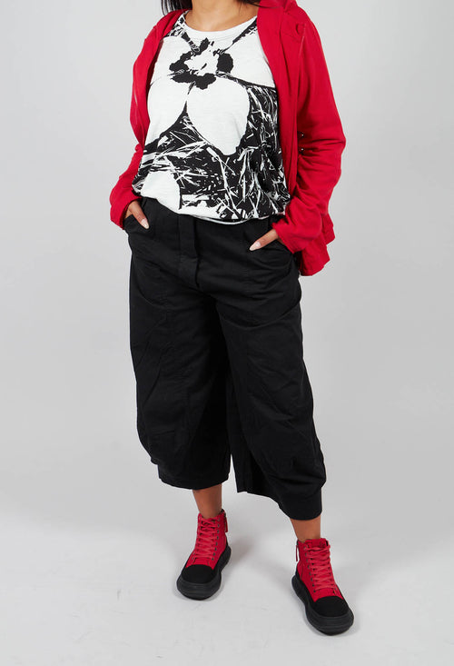 Cropped Balloon Leg Trousers in Black - 3200105
