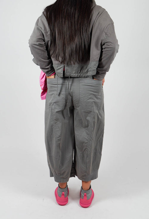 Cropped Balloon Leg Trousers in Dark Grey - 3200105
