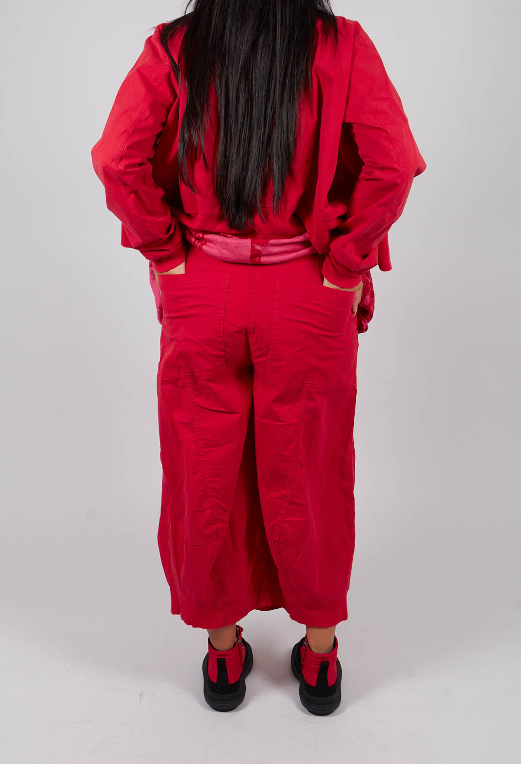 Cropped Balloon Leg Trousers in Rose - 3200105