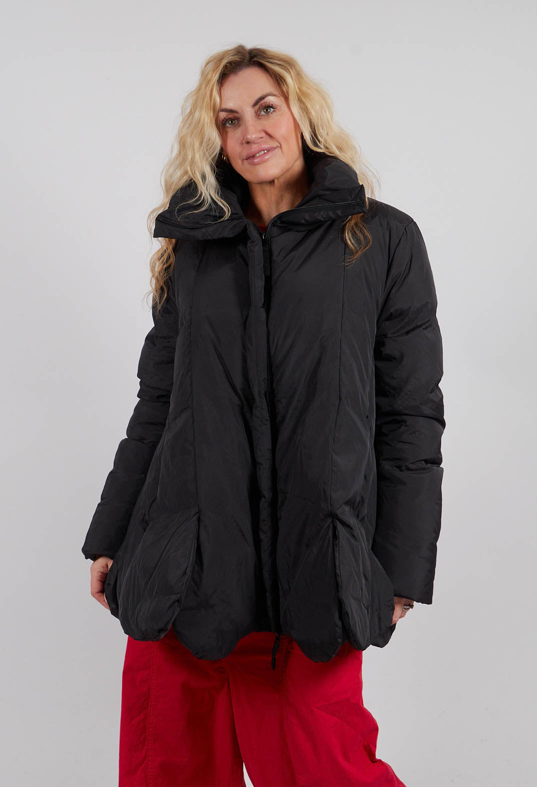 Tulip Hem Padded Jacket in Black - 3211124