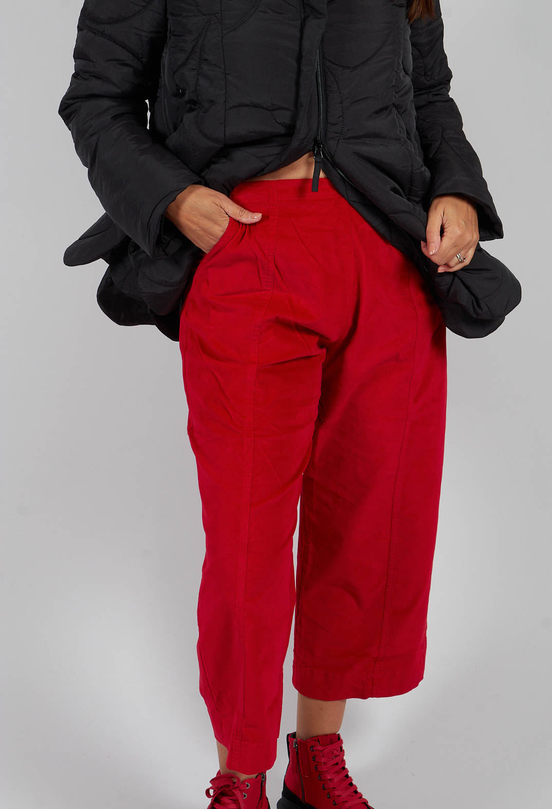 Cropped Pull On Trousers in Rose - 3230102