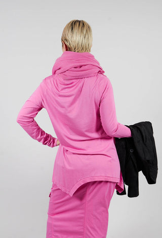 Long Sleeve T-Shirt with Asymmetric Hem in Lily - 3260501