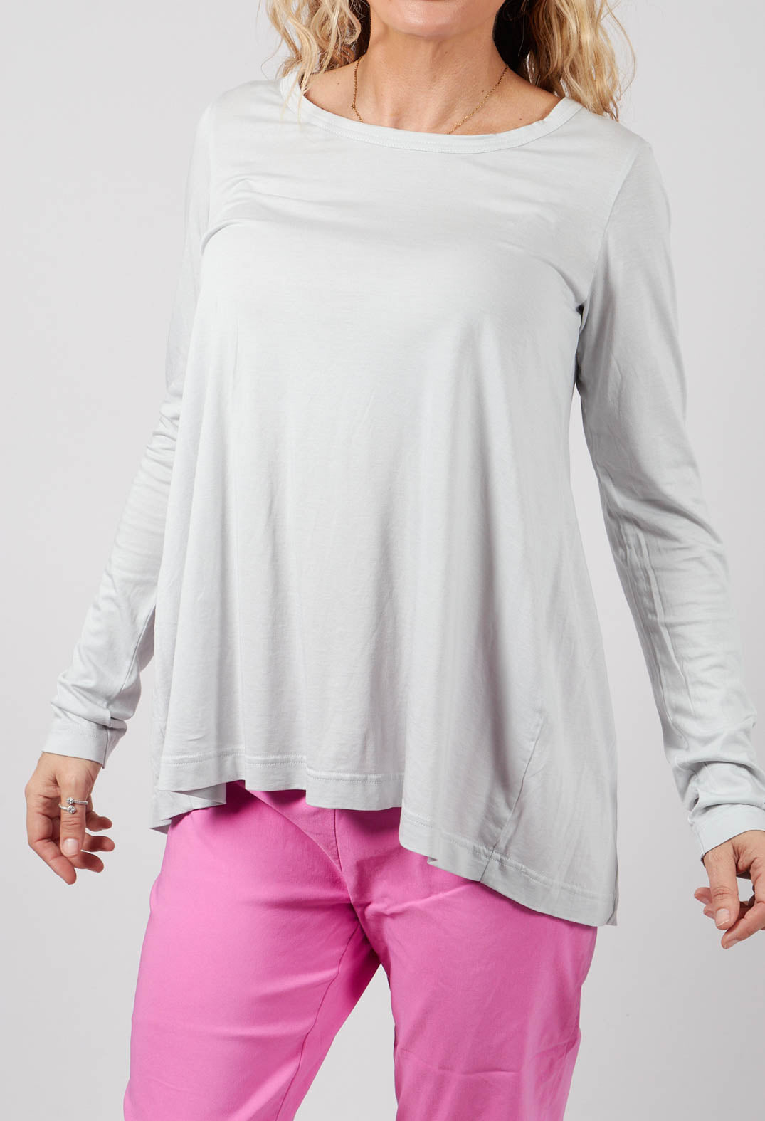 Long Sleeve T-Shirt in Light Grey - 3260507
