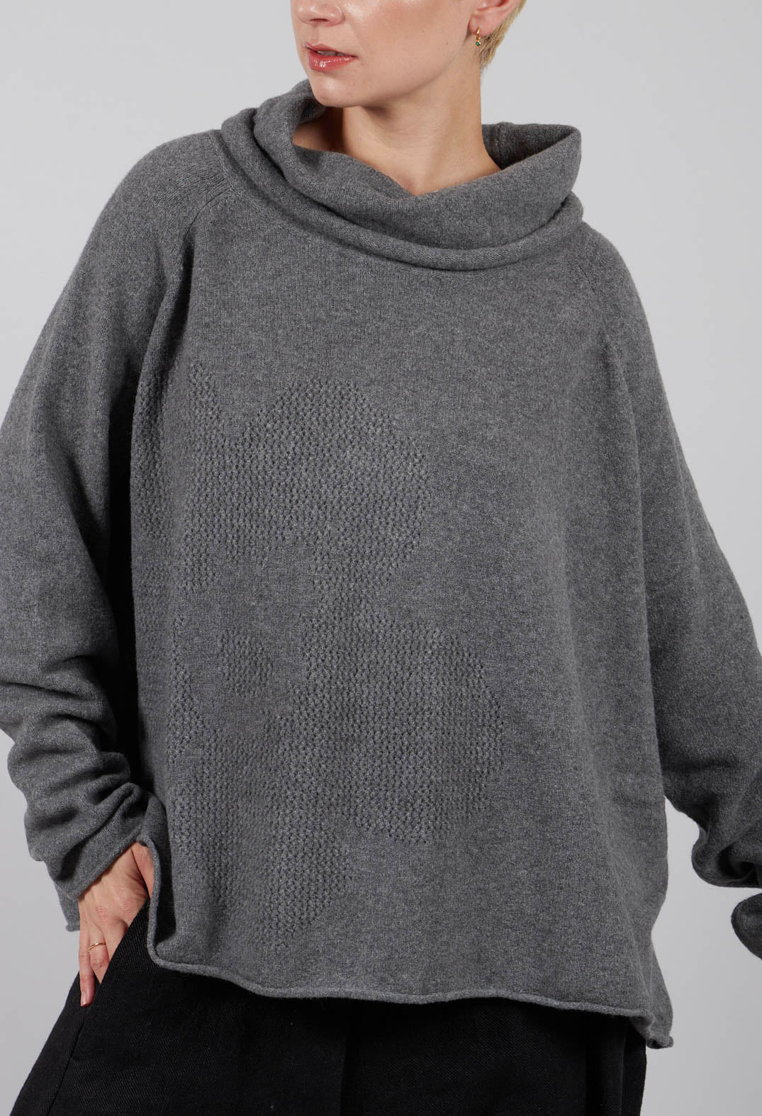 Pullover with Stitched Motif in Dark Grey - 3270701