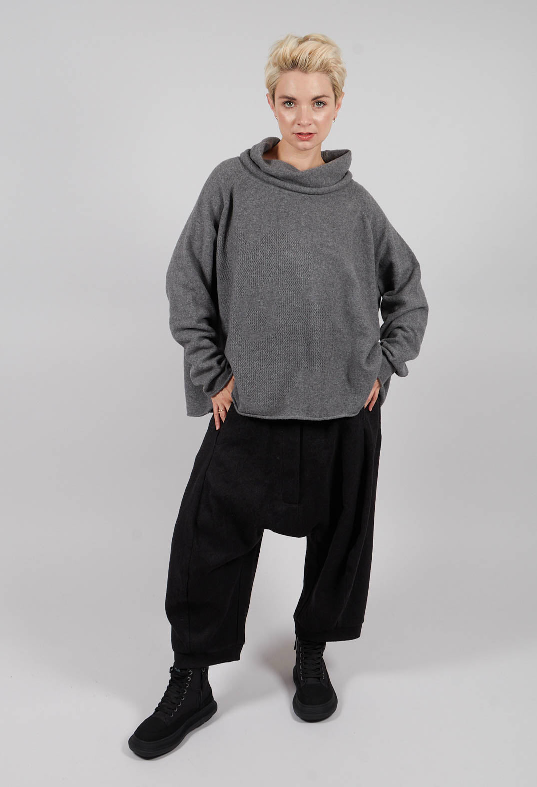 Pullover with Stitched Motif in Dark Grey - 3270701
