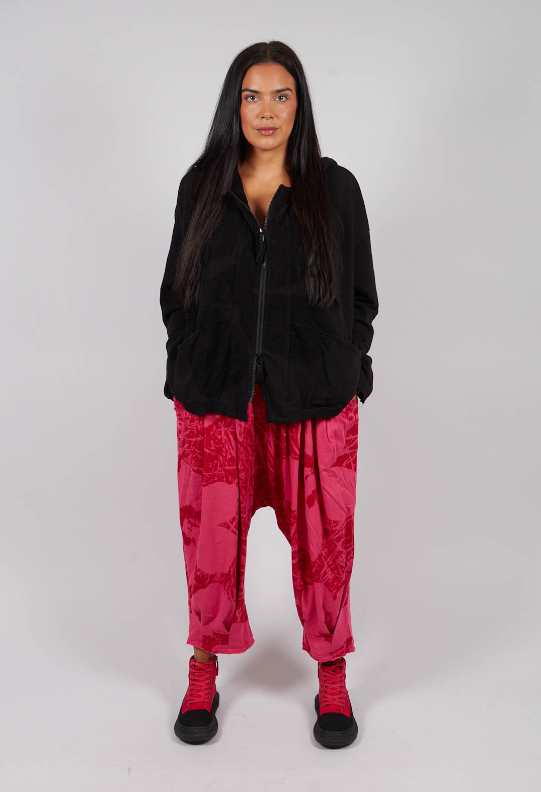 Ovrersized Hooded Jacket in Black with Blackflock - 3291111