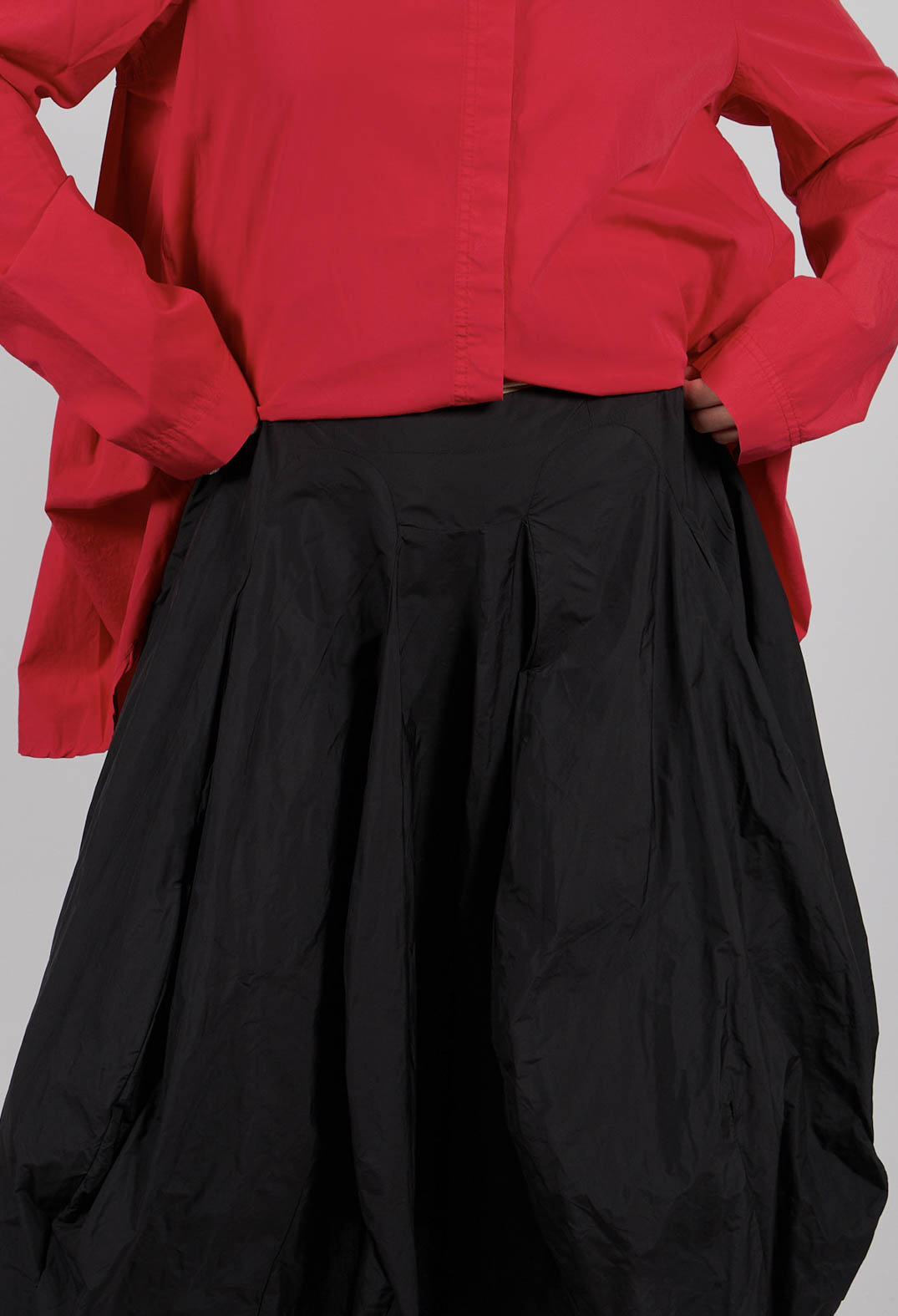 Tulip Skirt in Black - 3300304