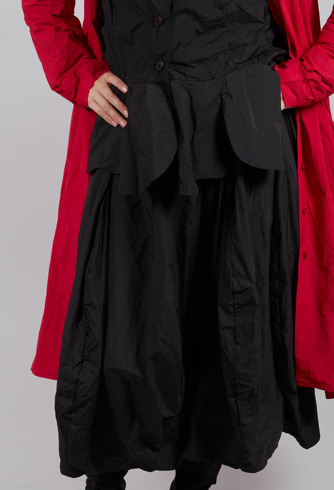 Tulip Skirt in Black - 3300304