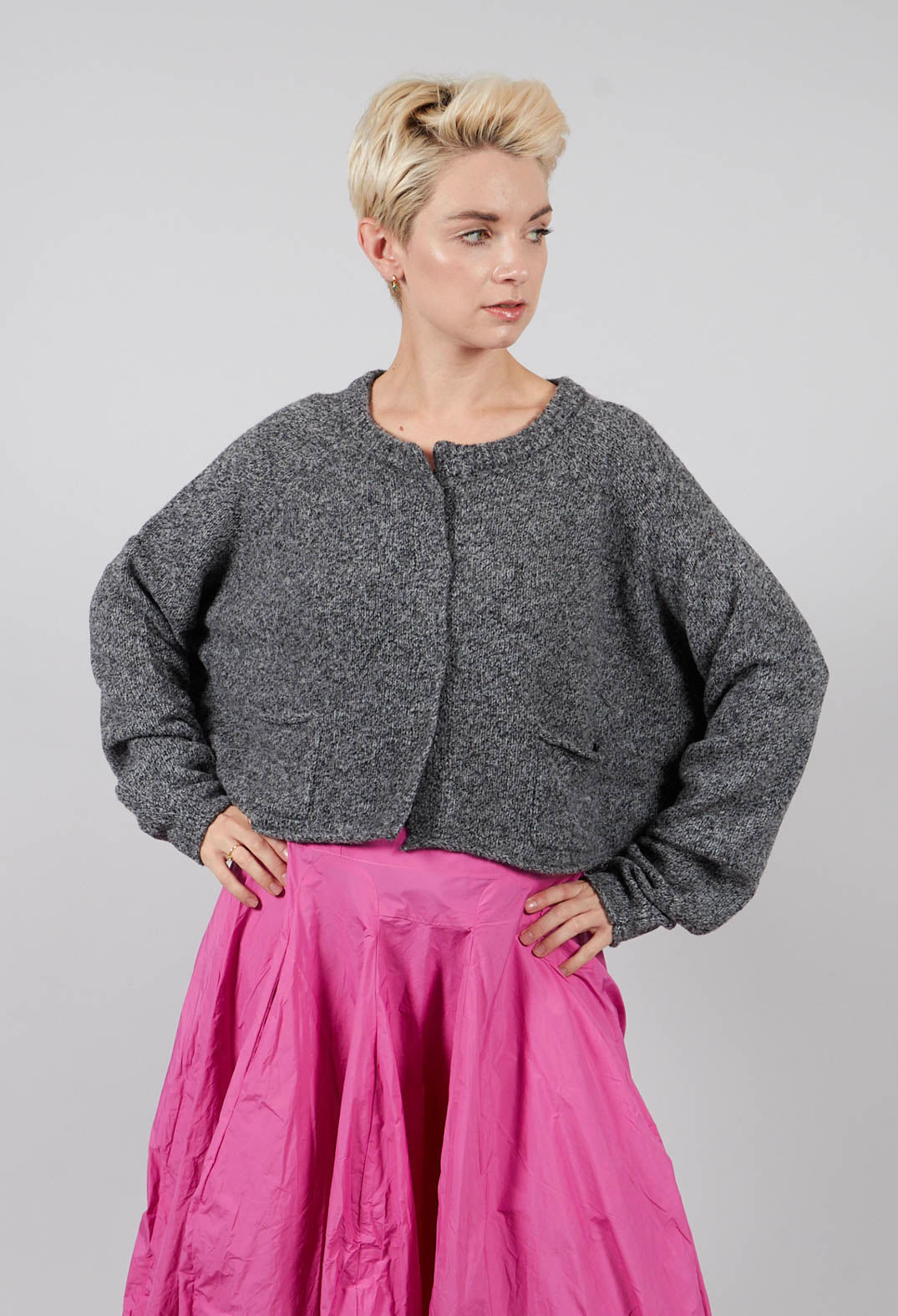Short Cardigan in Dark Grey - 3317102