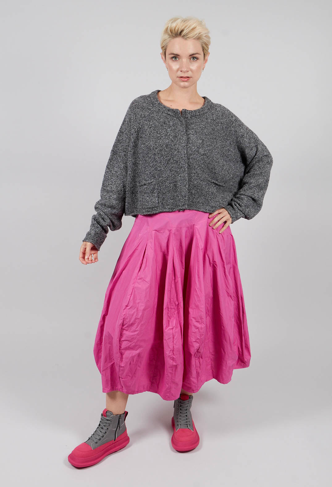 Short Cardigan in Dark Grey - 3317102