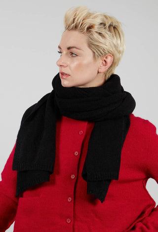 Oversized Knitted Scarf in Black - 3317705