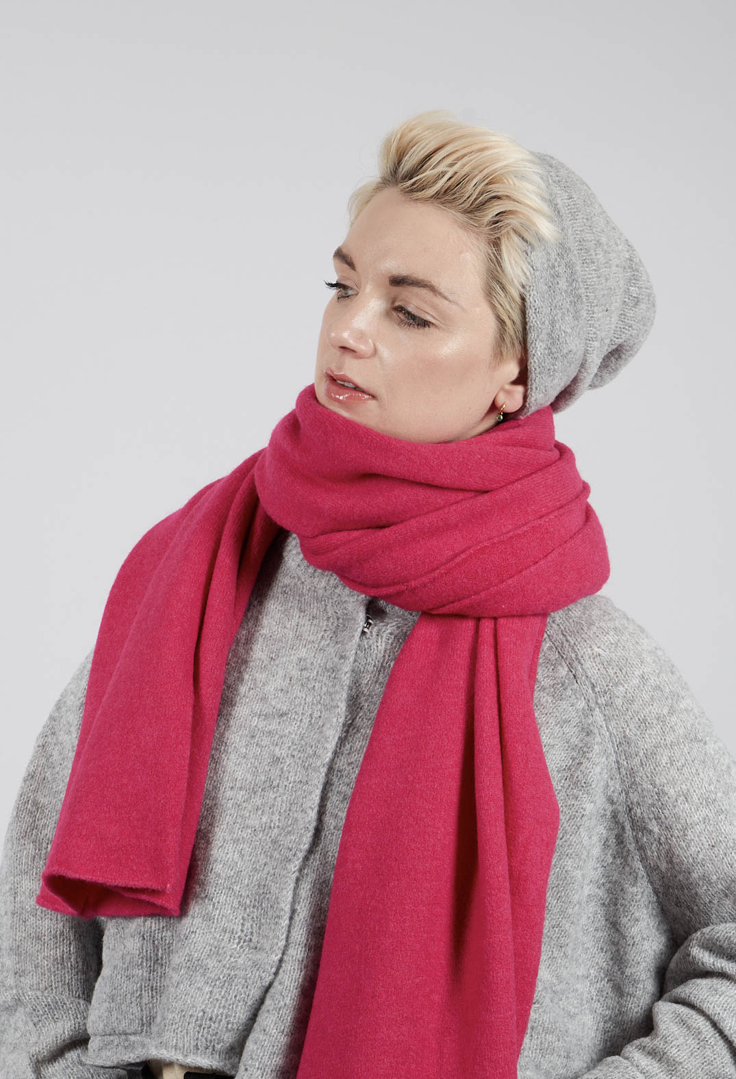 Knitted Beanie Hat in Light Greyk - 3314606