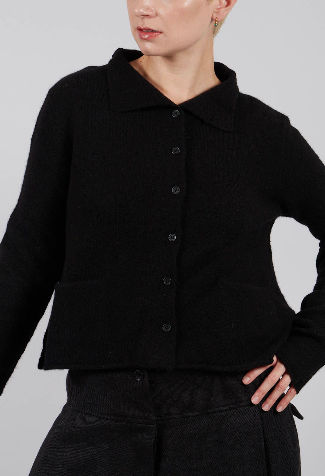 Short Cardigan with Collar in Black - 3327102