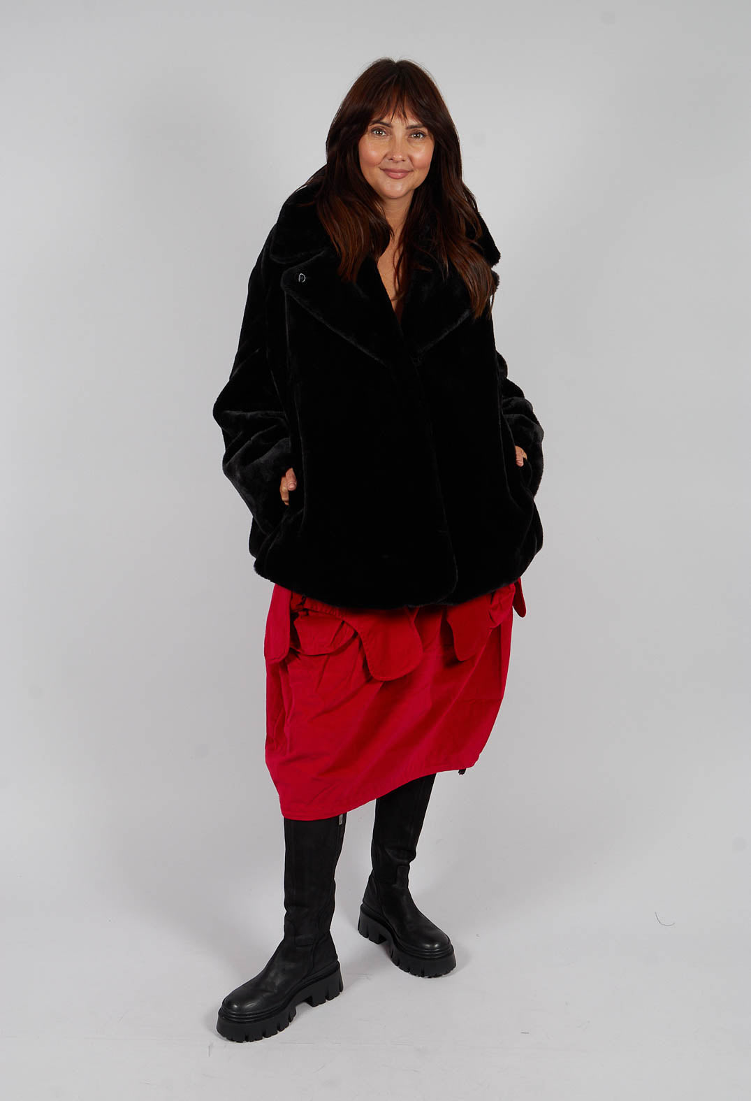 Faux Fur Jacket in Black - 3431101