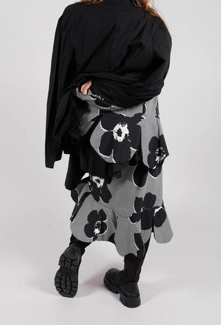 Peplum Hem Skirt in Black Off White Print - 3440302