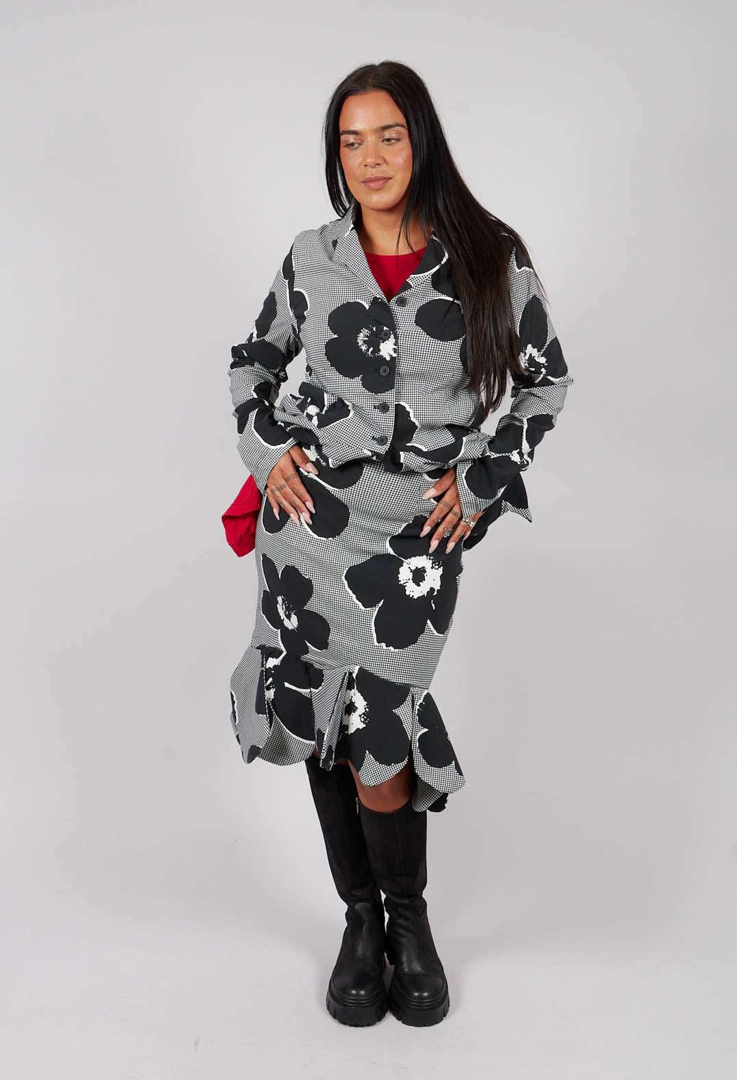Peplum Hem Skirt in Black Off White Print - 3440302