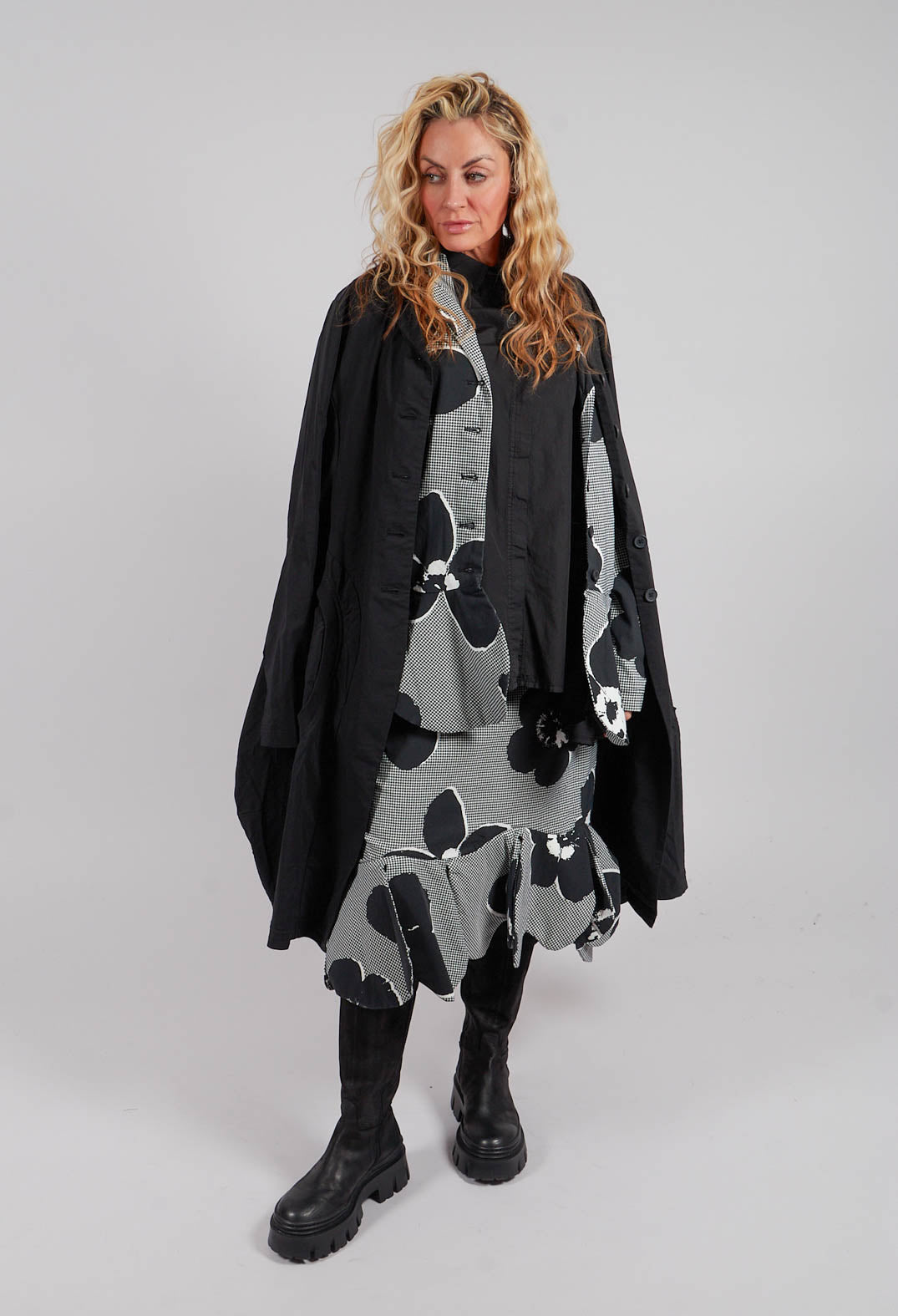 Peplum Hem Jacket in Black Off White Print - 3441107