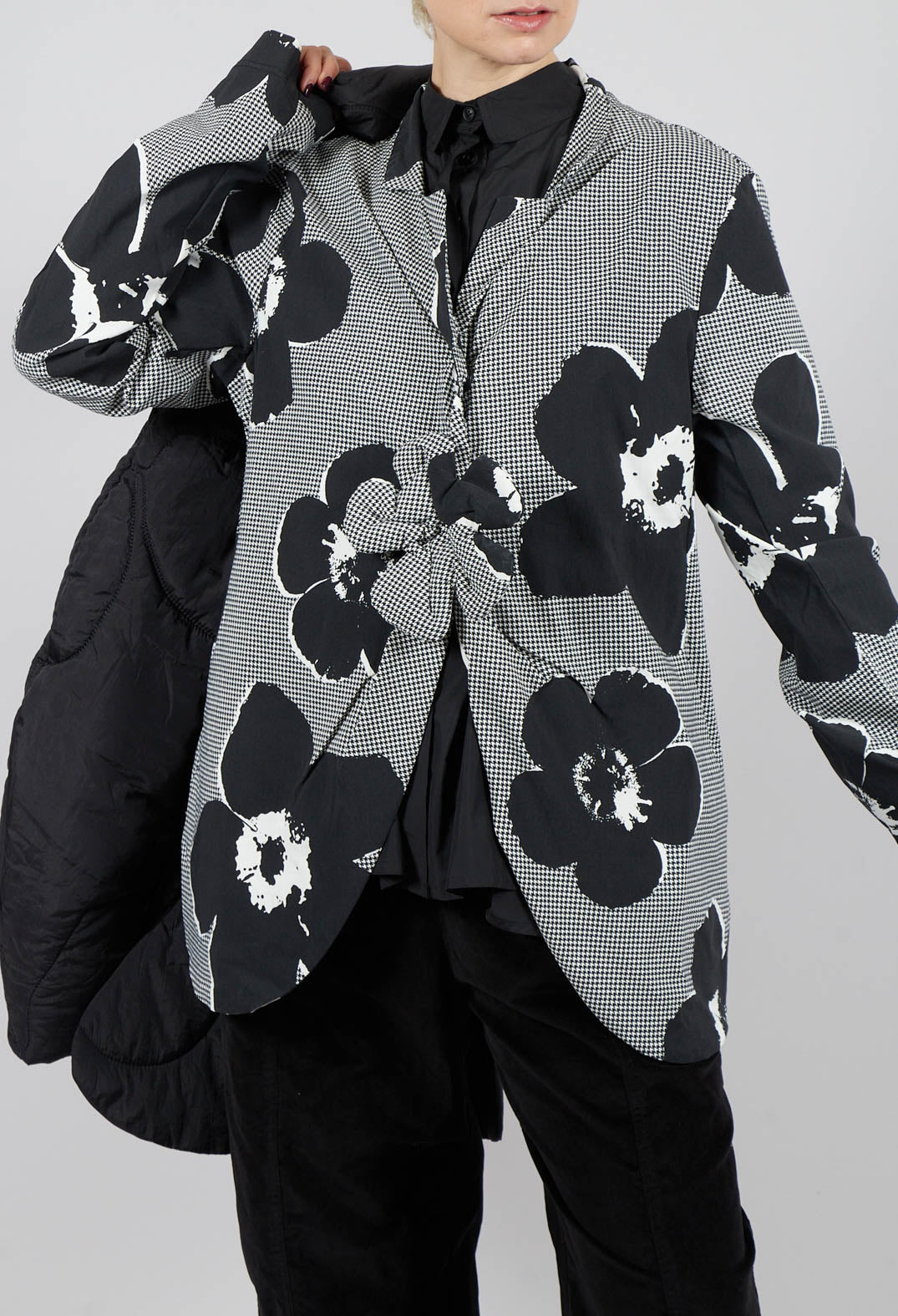 Fitted Jacket in Black Off White Print - 3441105