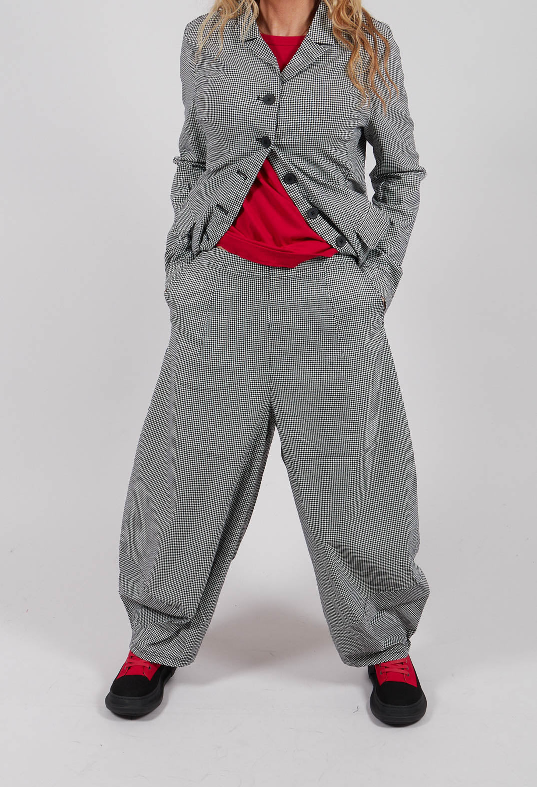 Pull On Tulip Leg Trousers in Black Off White Check - 3440136