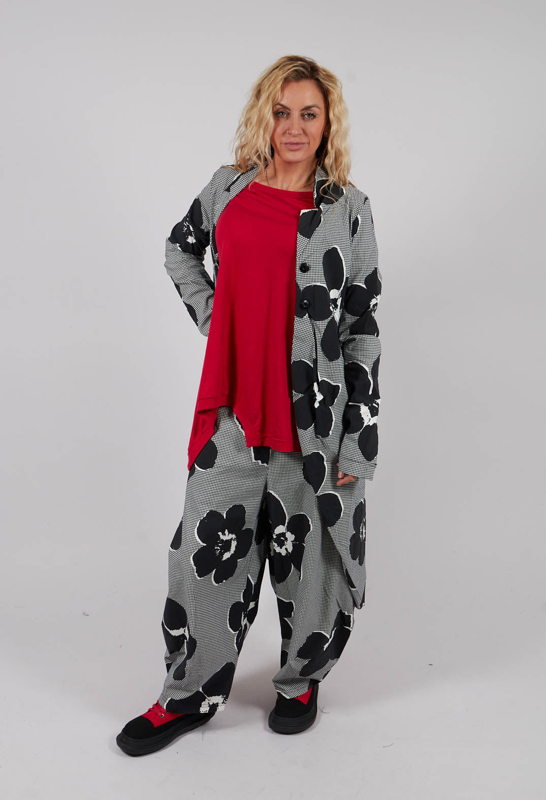 Fitted Coat in Black Off White Print - 3441219