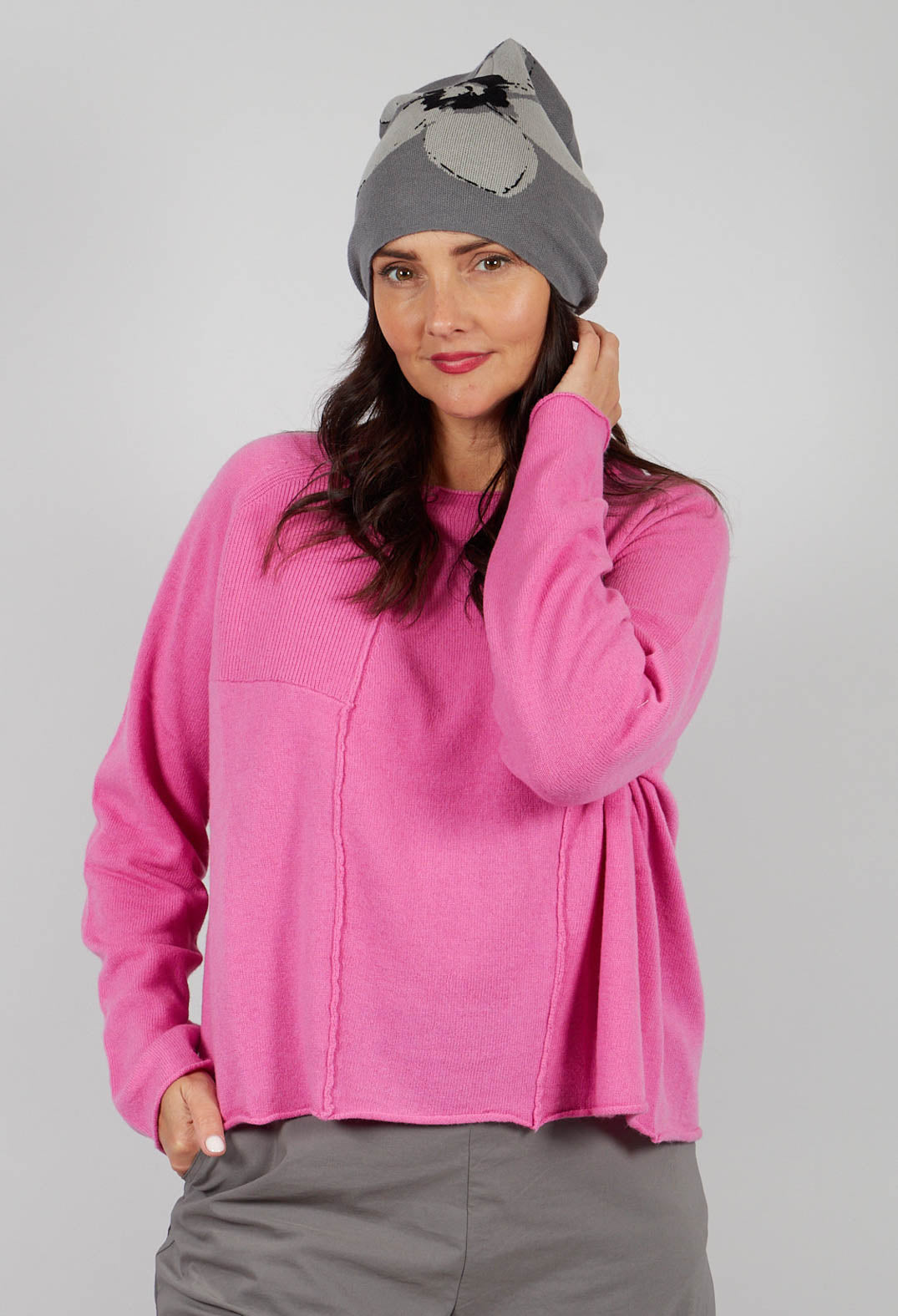 Slouch Fit Beanie Hat in Dark Grey Jacquard - 3594605