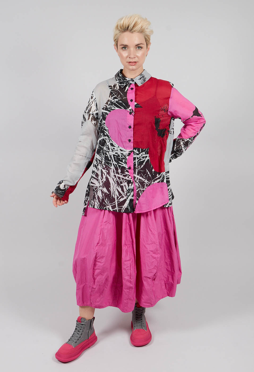 Pleated Back Cotton Shirt in Colourful - 3600404