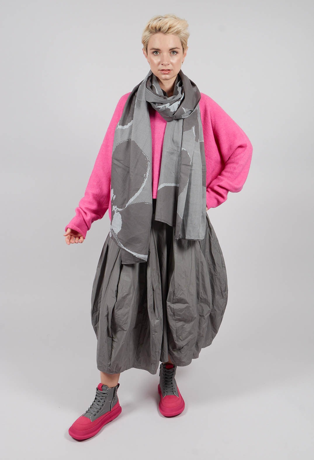 Oversized Lightweight Scarf in Dark Grey Print - 3601408