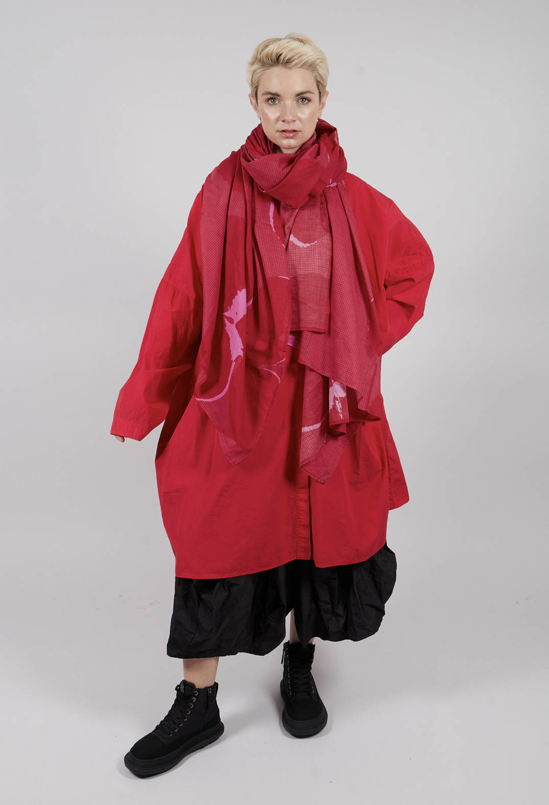 Oversized Lightweight Scarf in Rose Print - 3601408