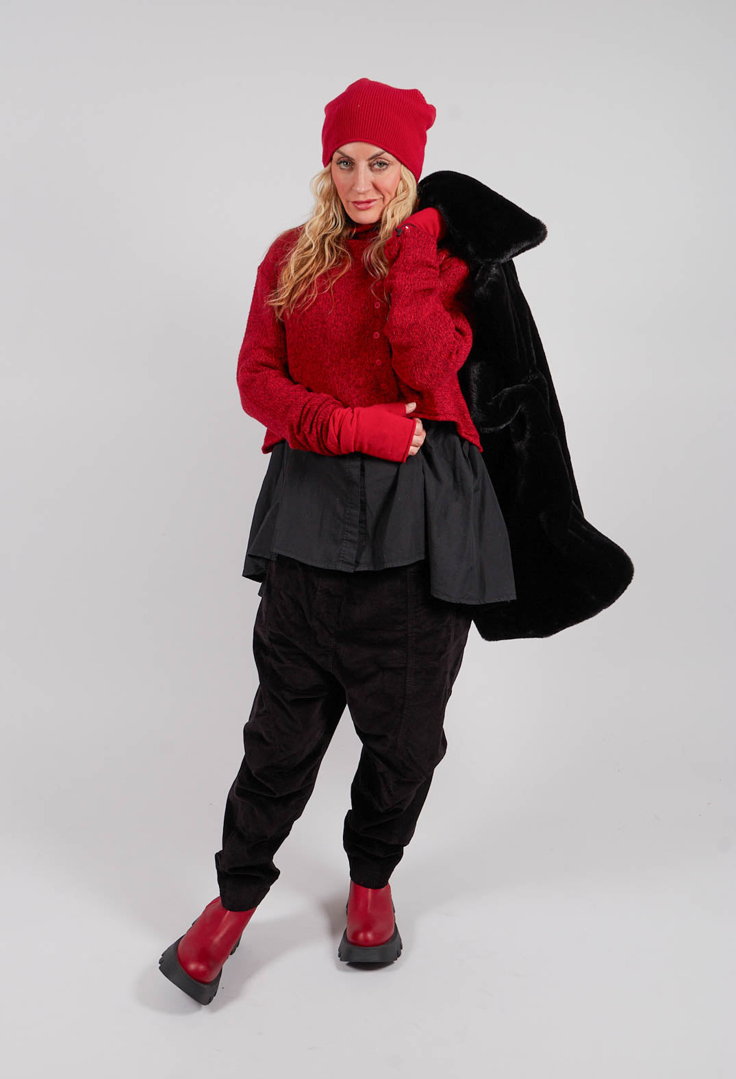 Velvet Drop Crotch Trousers in Black - 3230104