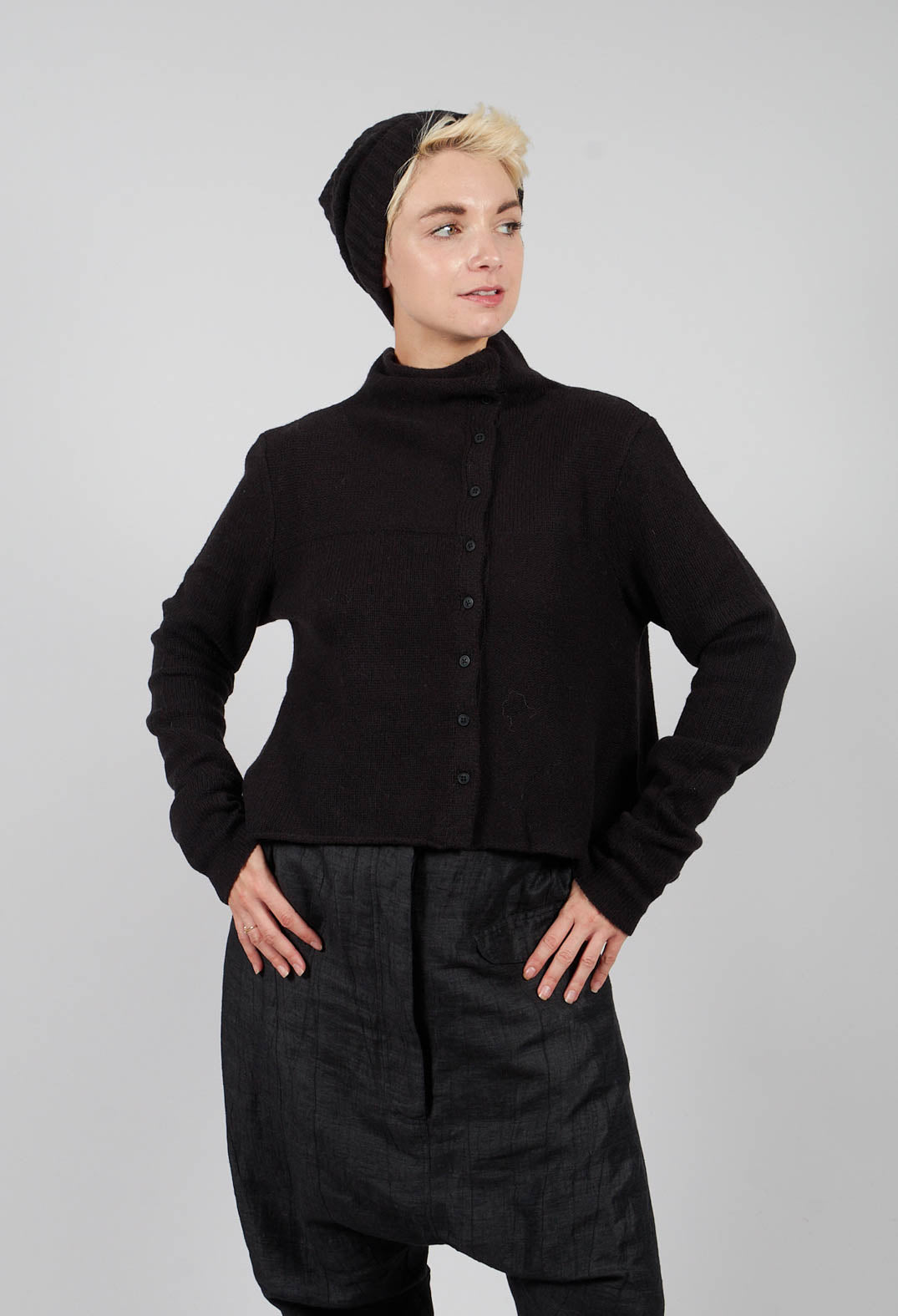 Short Button Through Cardigan in Black - 3627103