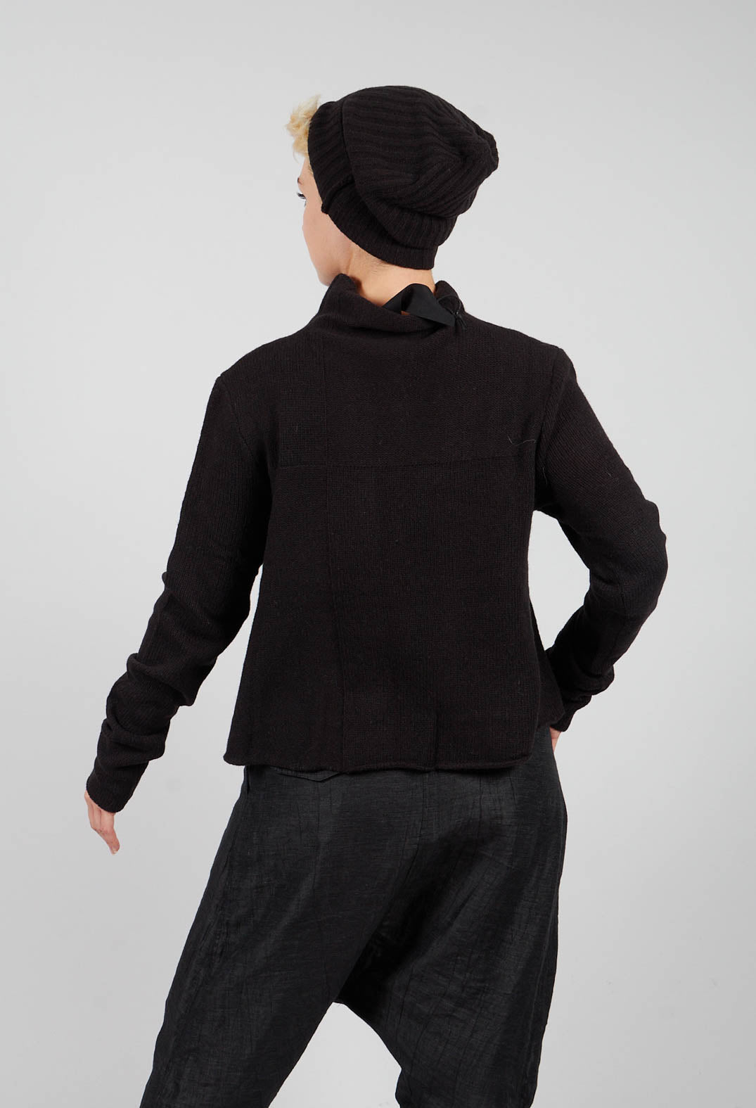 Short Button Through Cardigan in Black - 3627103