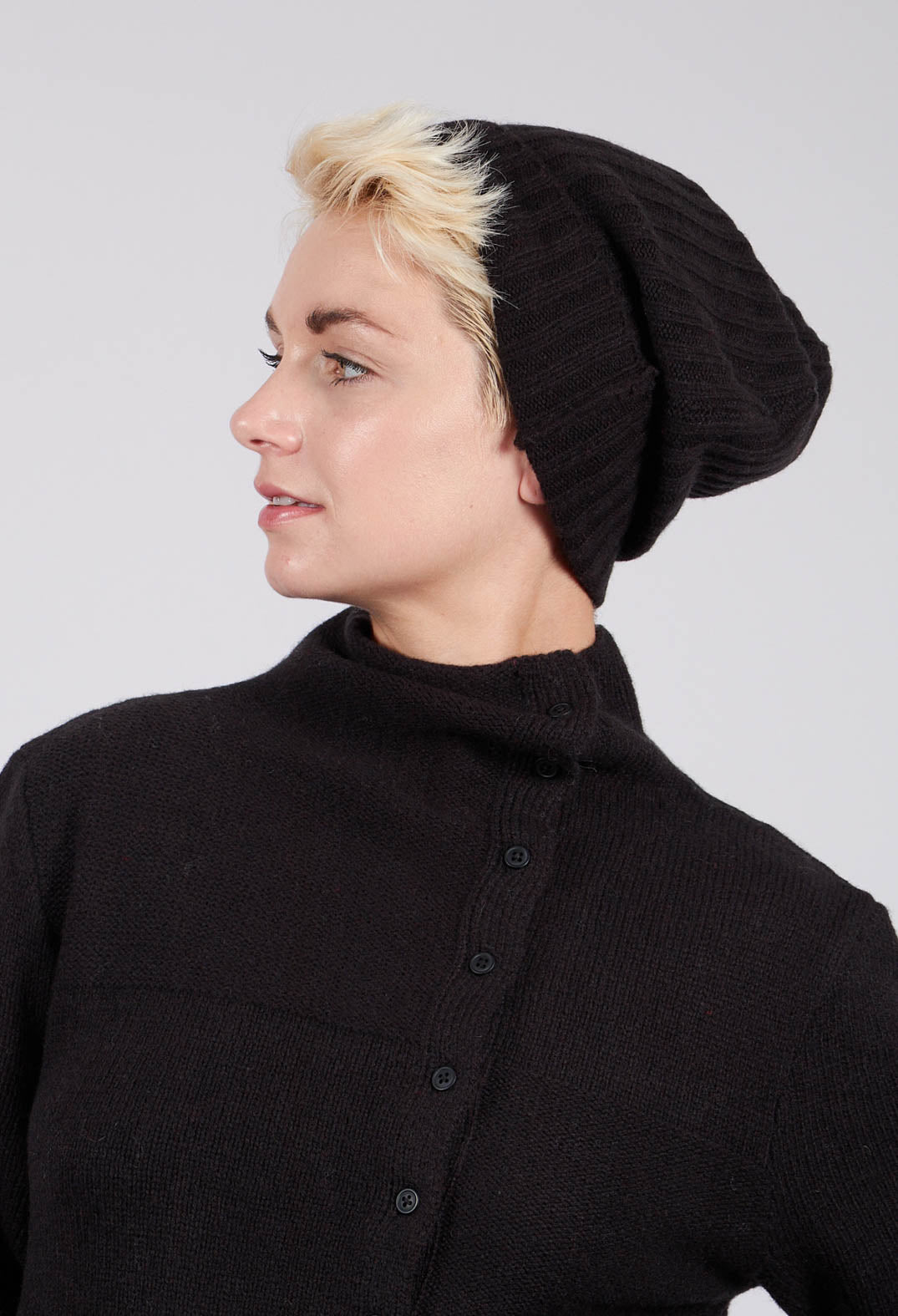 Ribbed Knit Beanie Hat in Black - 3624606