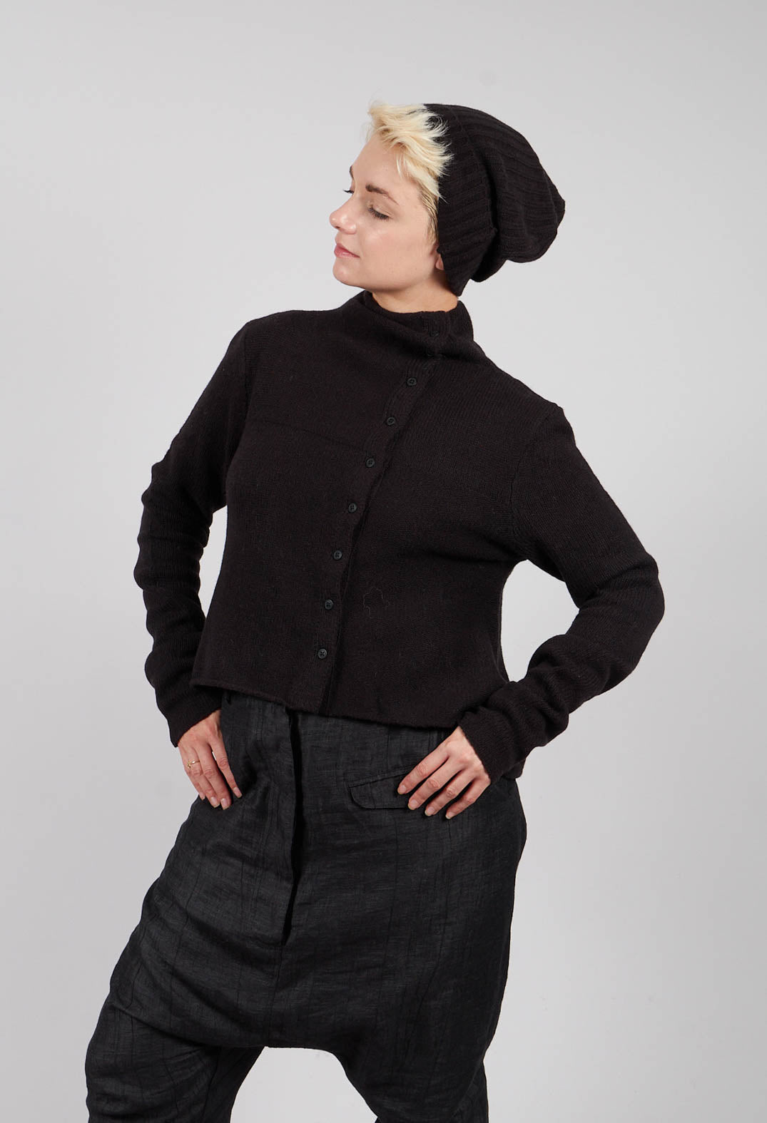Ribbed Knit Beanie Hat in Black - 3624606