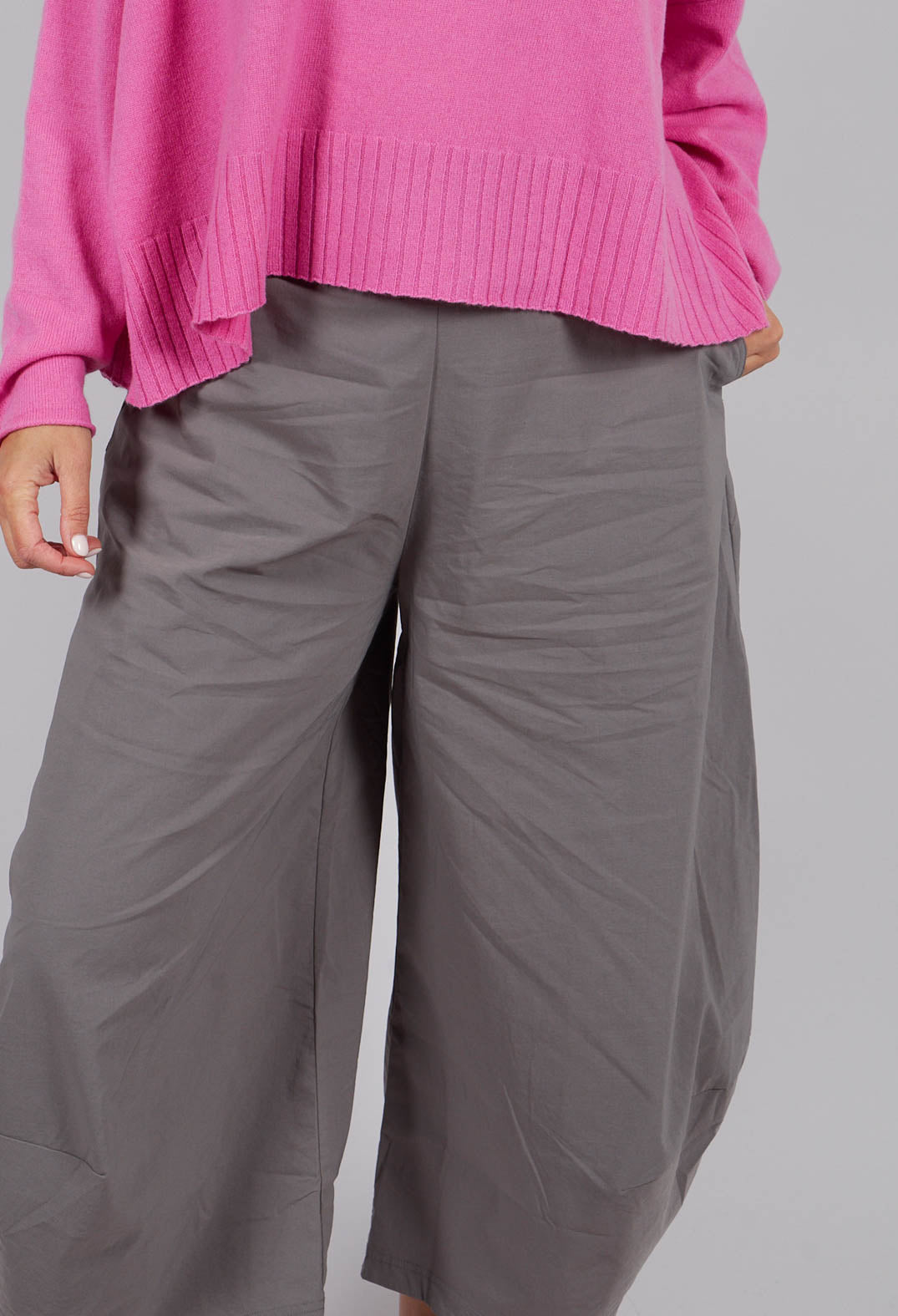 Pull On Balloon Leg Trousers in Dark Grey - 3630104