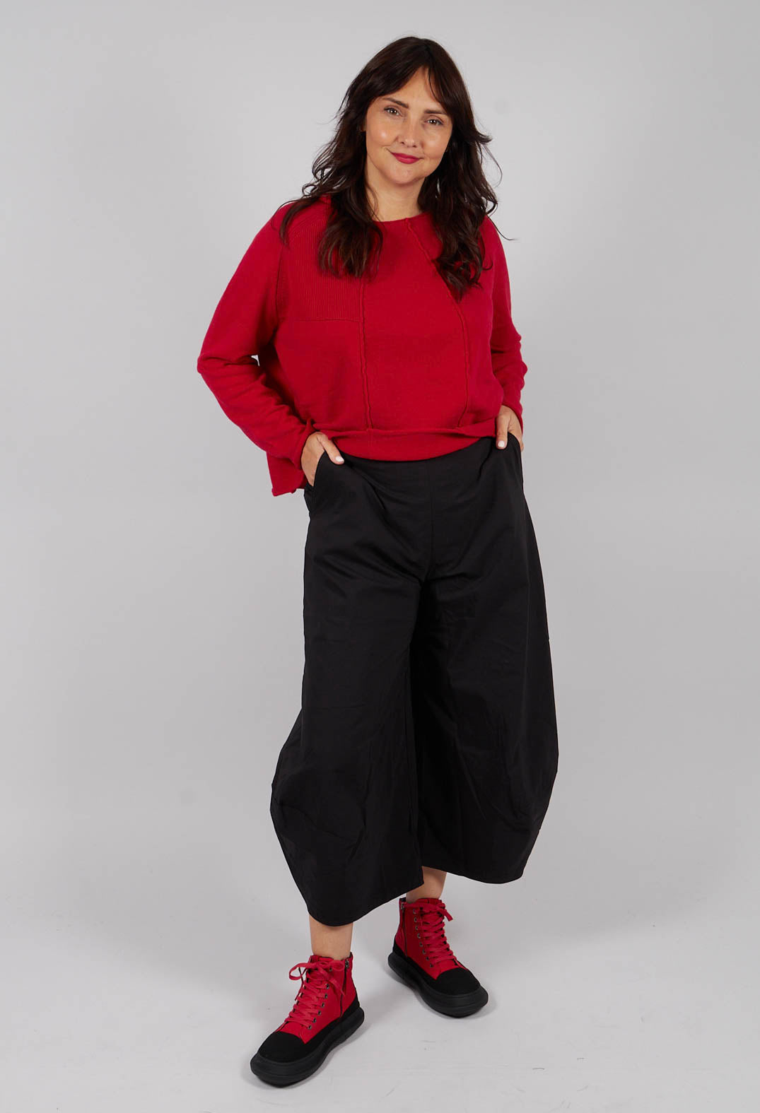 Pull On Balloon Leg Trousers in Black - 3630104