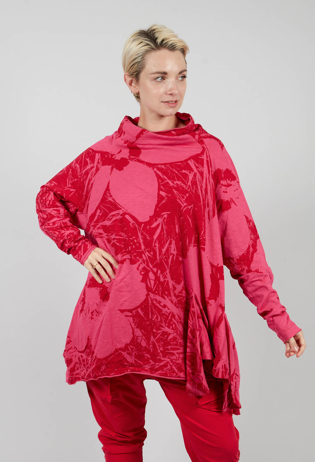Longline Top with Feature Pocket in Rose Print - 3640502