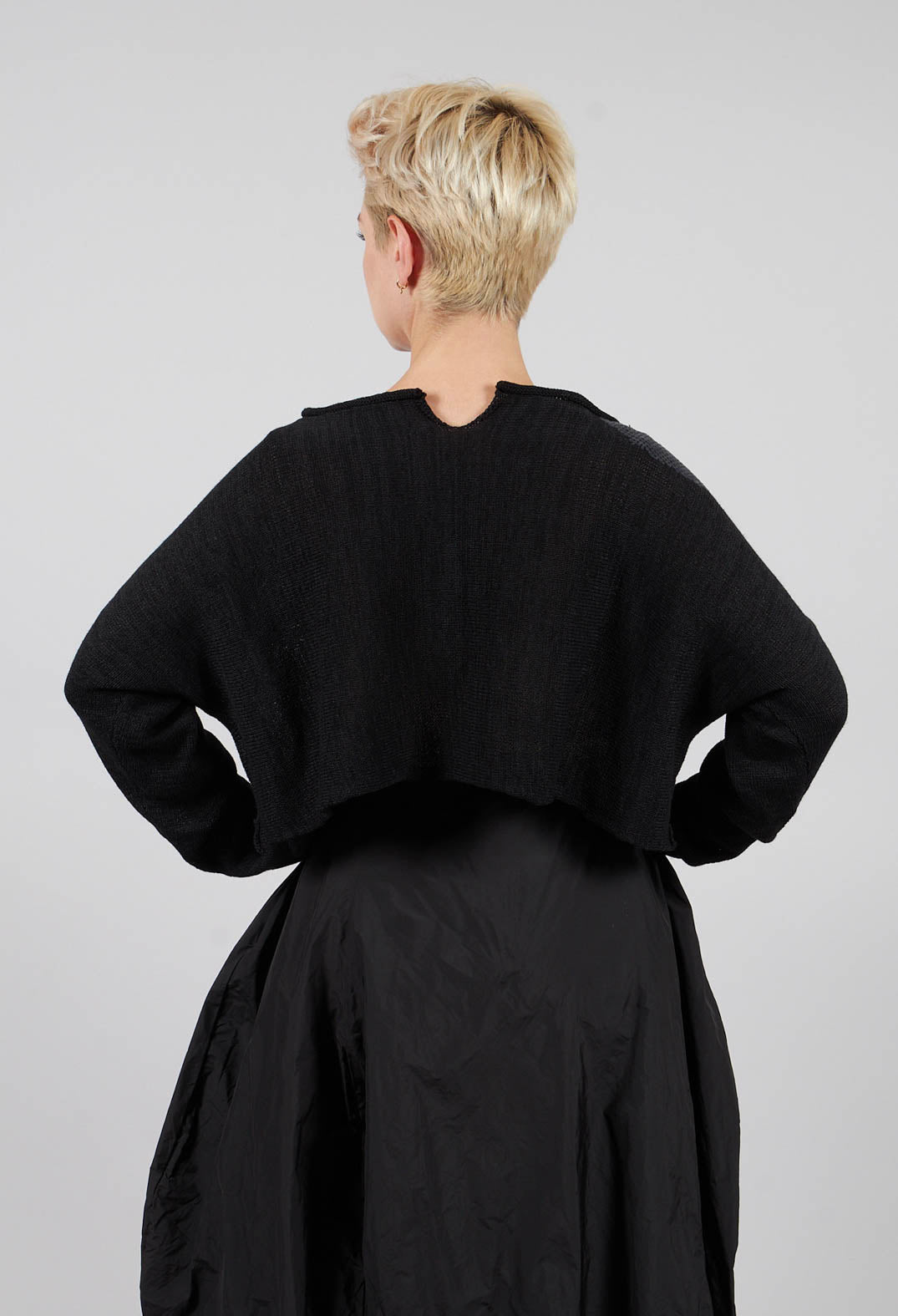 Cropped Jumper in Black with Greyflock - 3720705
