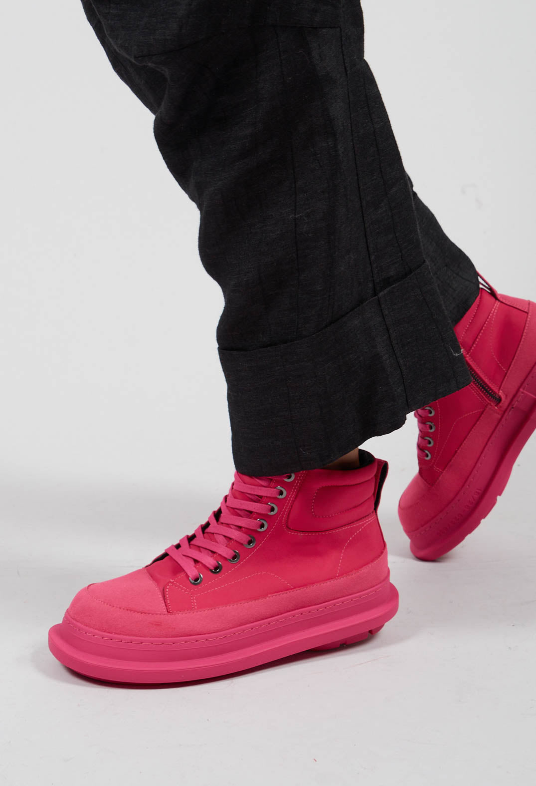 High Top Sneakers in Lotus - 3985251