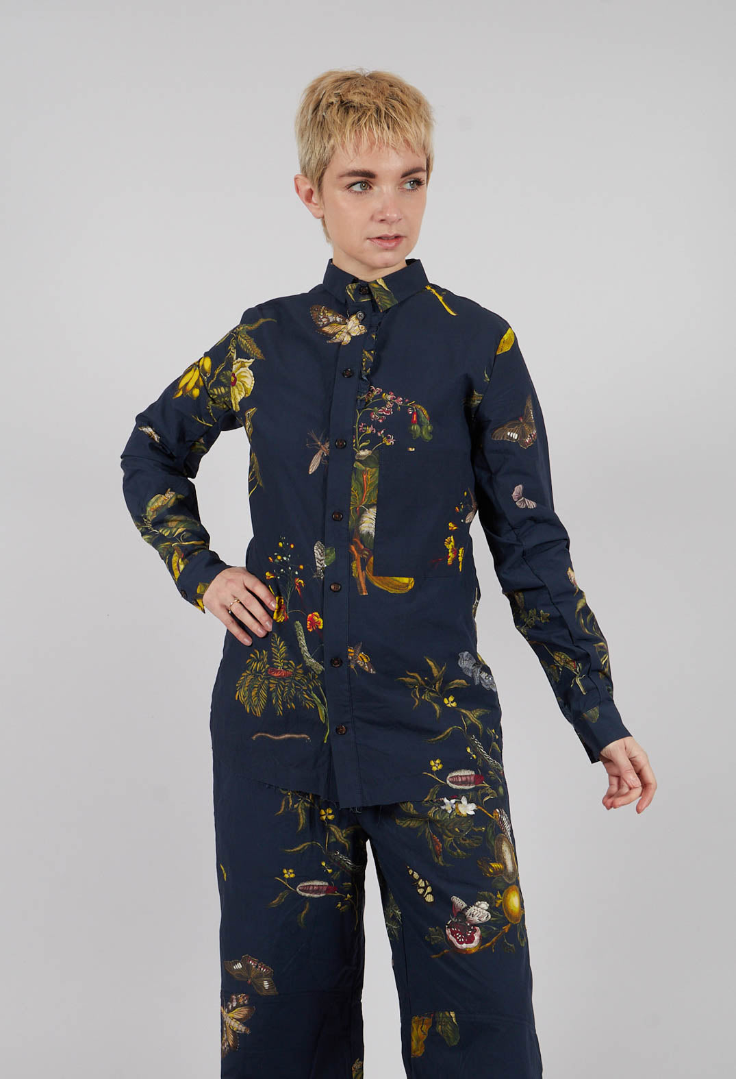 Panel Detail Shirt in Natural Bleu