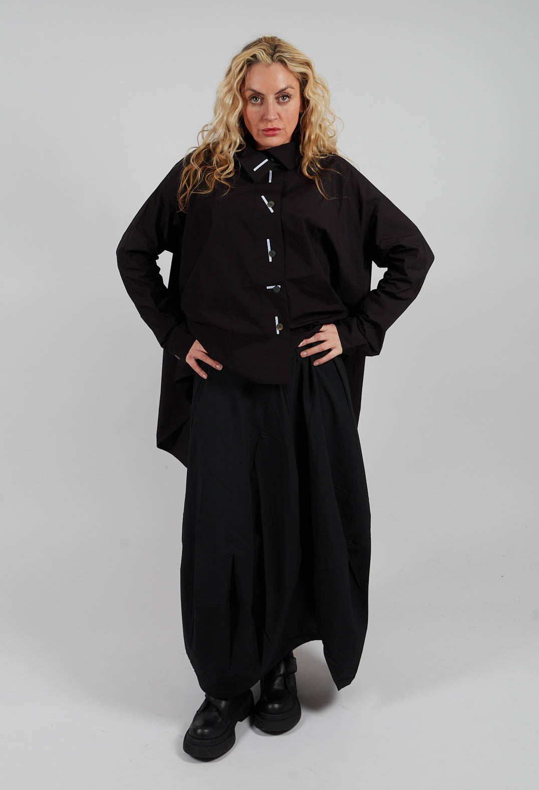 Asymmetric Skirt in Black