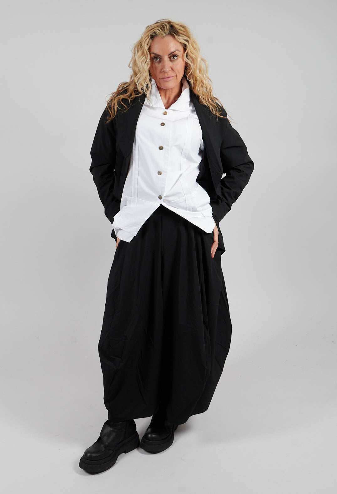 Extra Wide Leg Trouser in Black