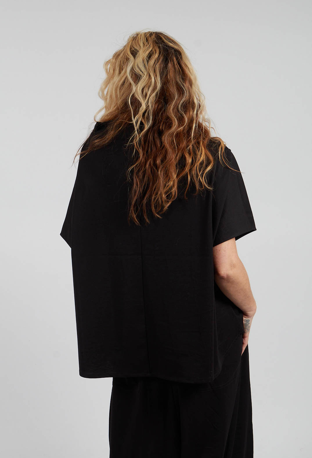 Patterned Front Top in Black