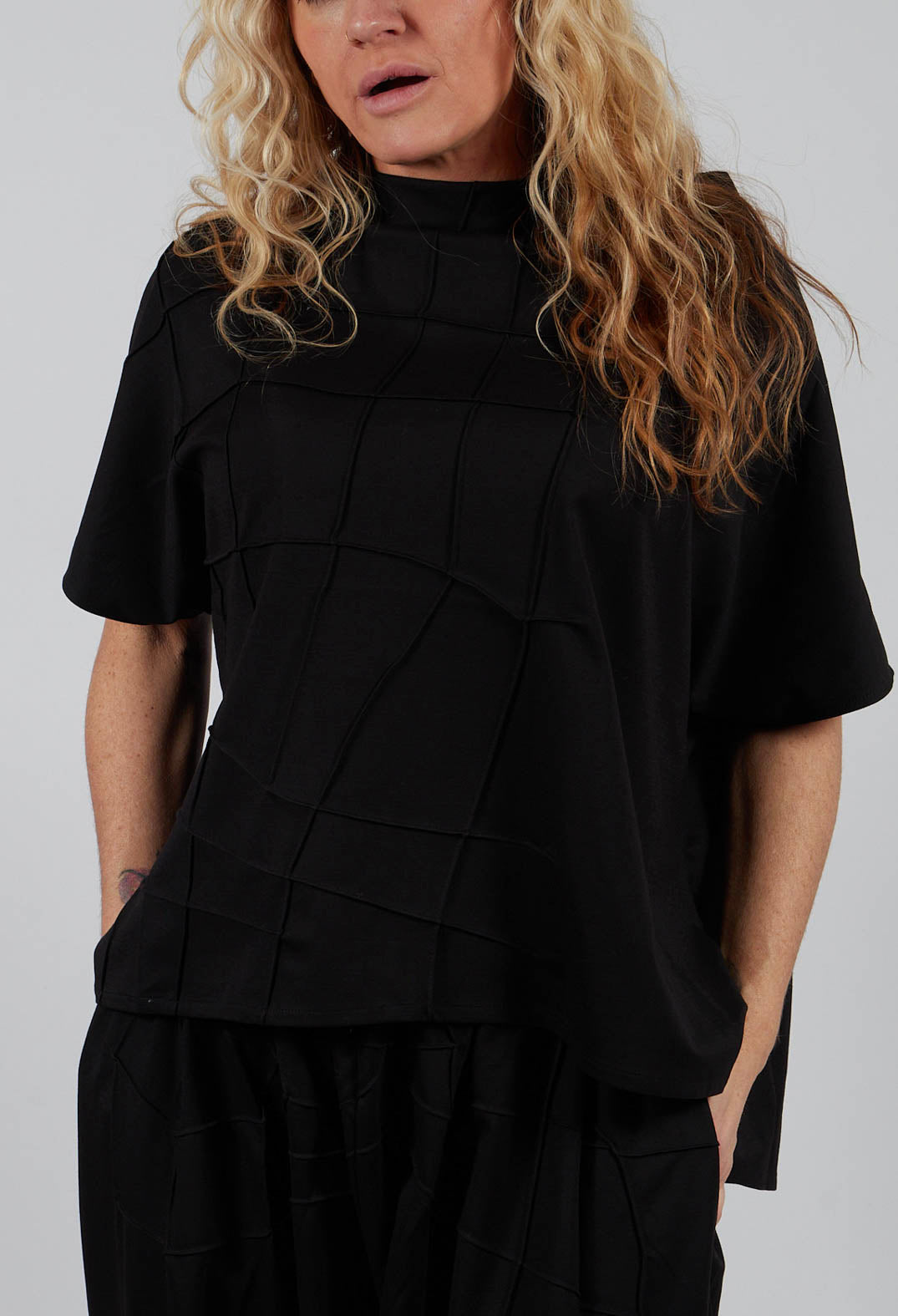 Patterned Front Top in Black