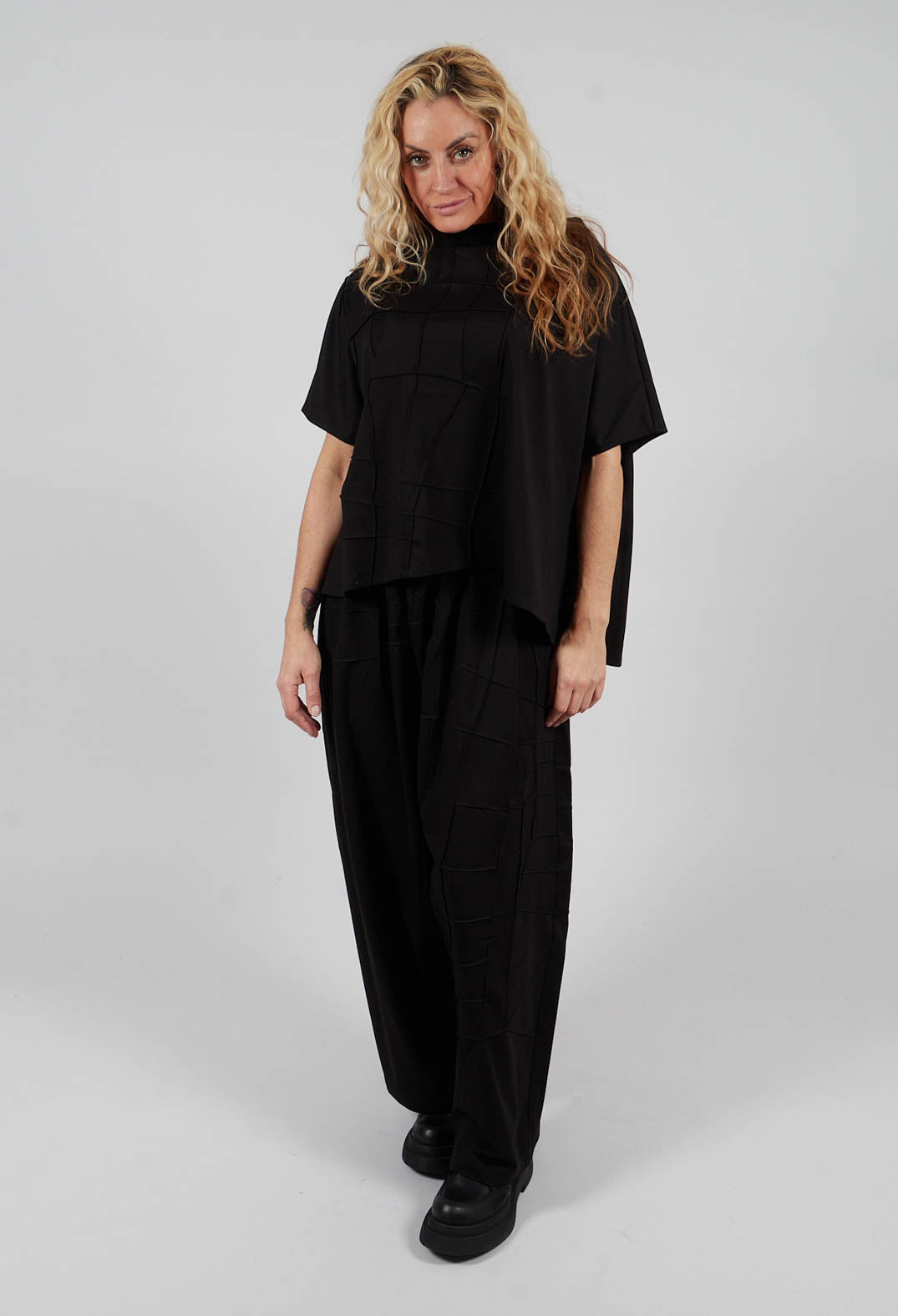 Patterned Front Top in Black