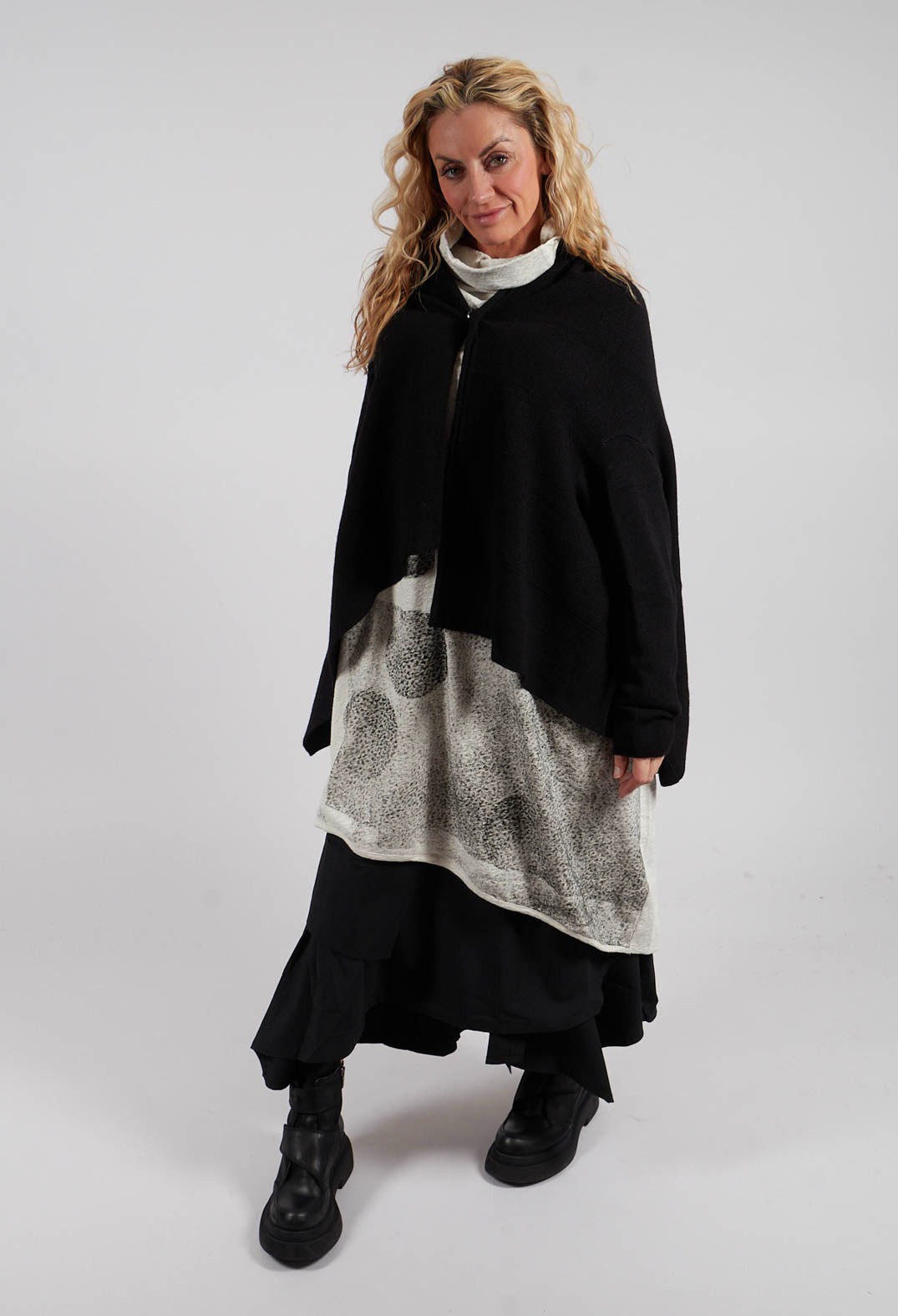 Drop Shoulder Cardigan in Black