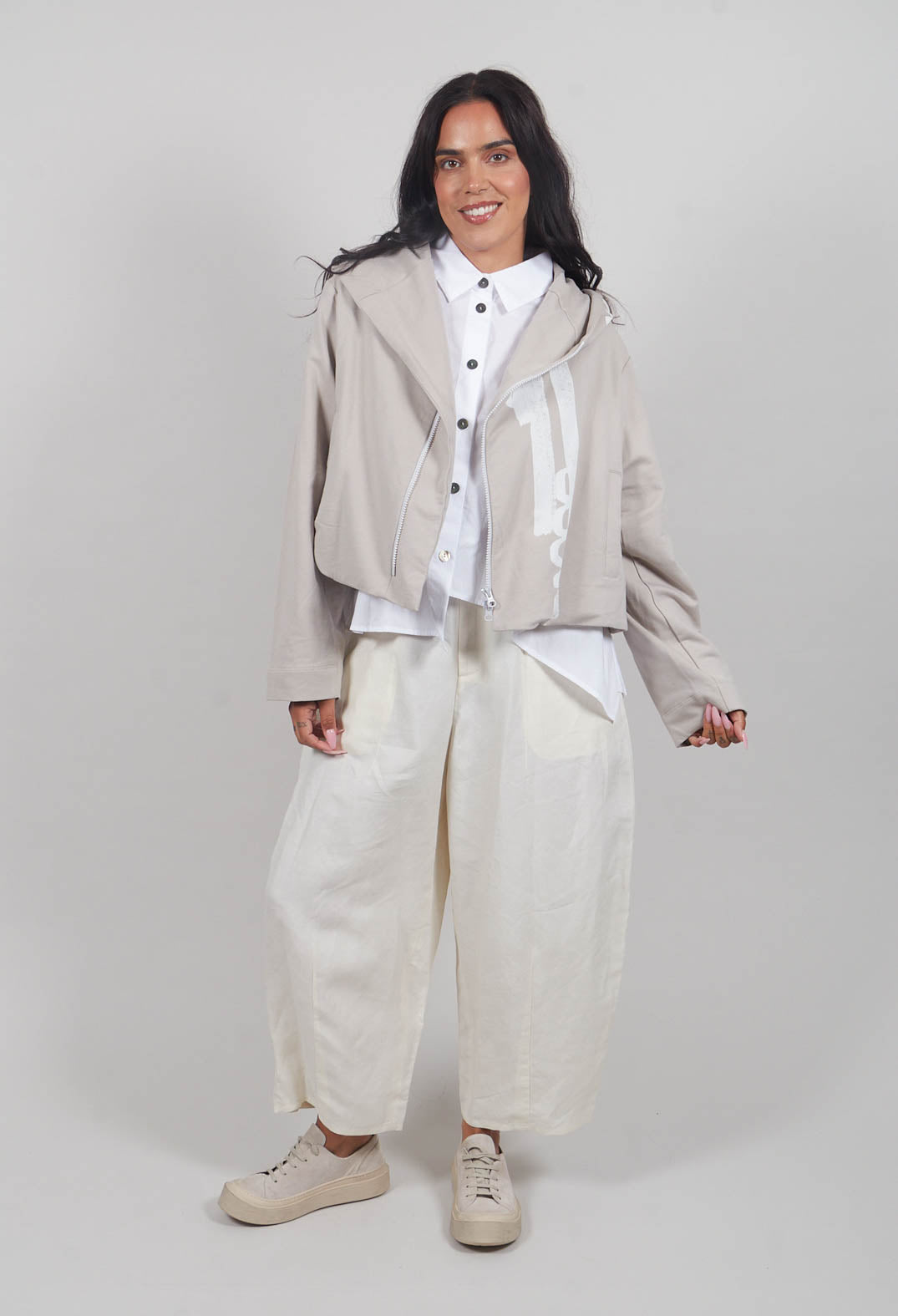 Cropped Zip Hooded Jacket in Beige
