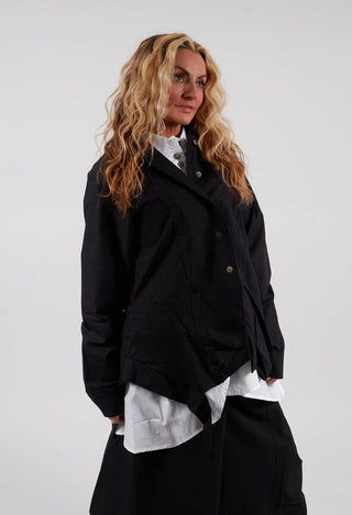 V Hem Shirt in Black